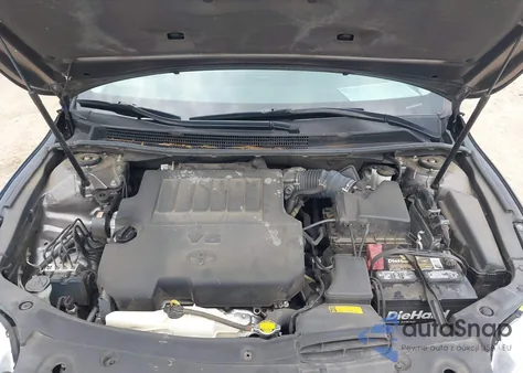 2013 Toyota Avalon Limited z USA, uszkodzony, nr VIN 4T1BK1EB5DU075449